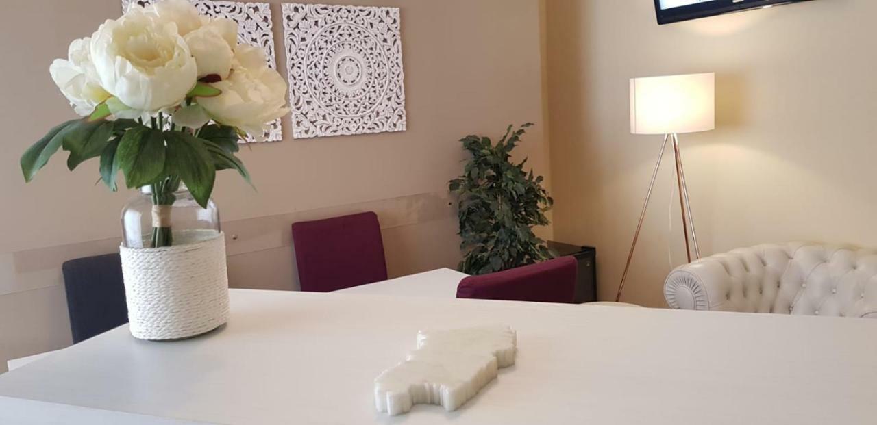 Fior Di Loto Rooms Cagliari Ngoại thất bức ảnh